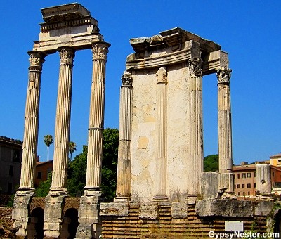 Roman-Forum-Rome-Italy.jpg